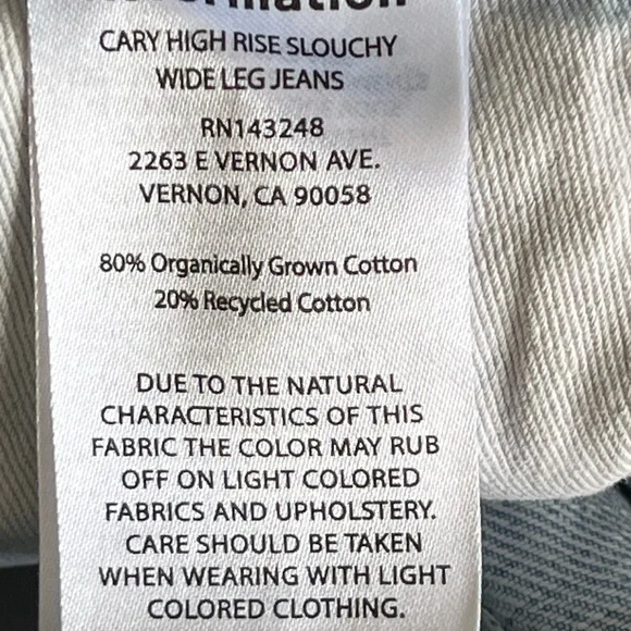 Reformation Wide Leg Jeans. - Picture 5 of 9